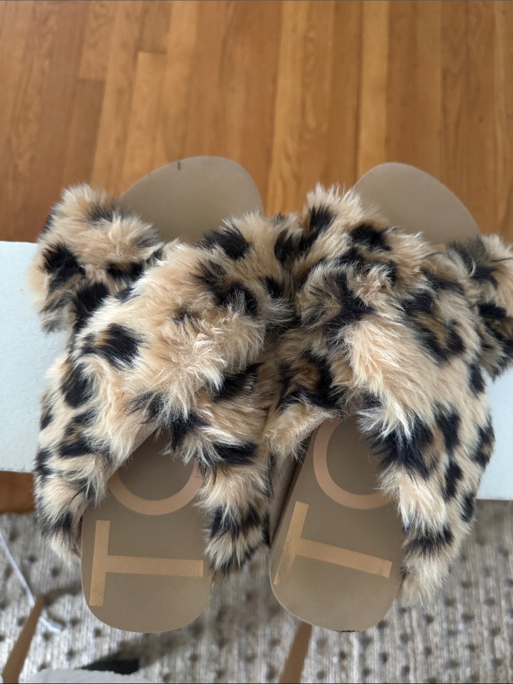 Leopard Faux-Fur Slide Sandals - Women's Beige/Black